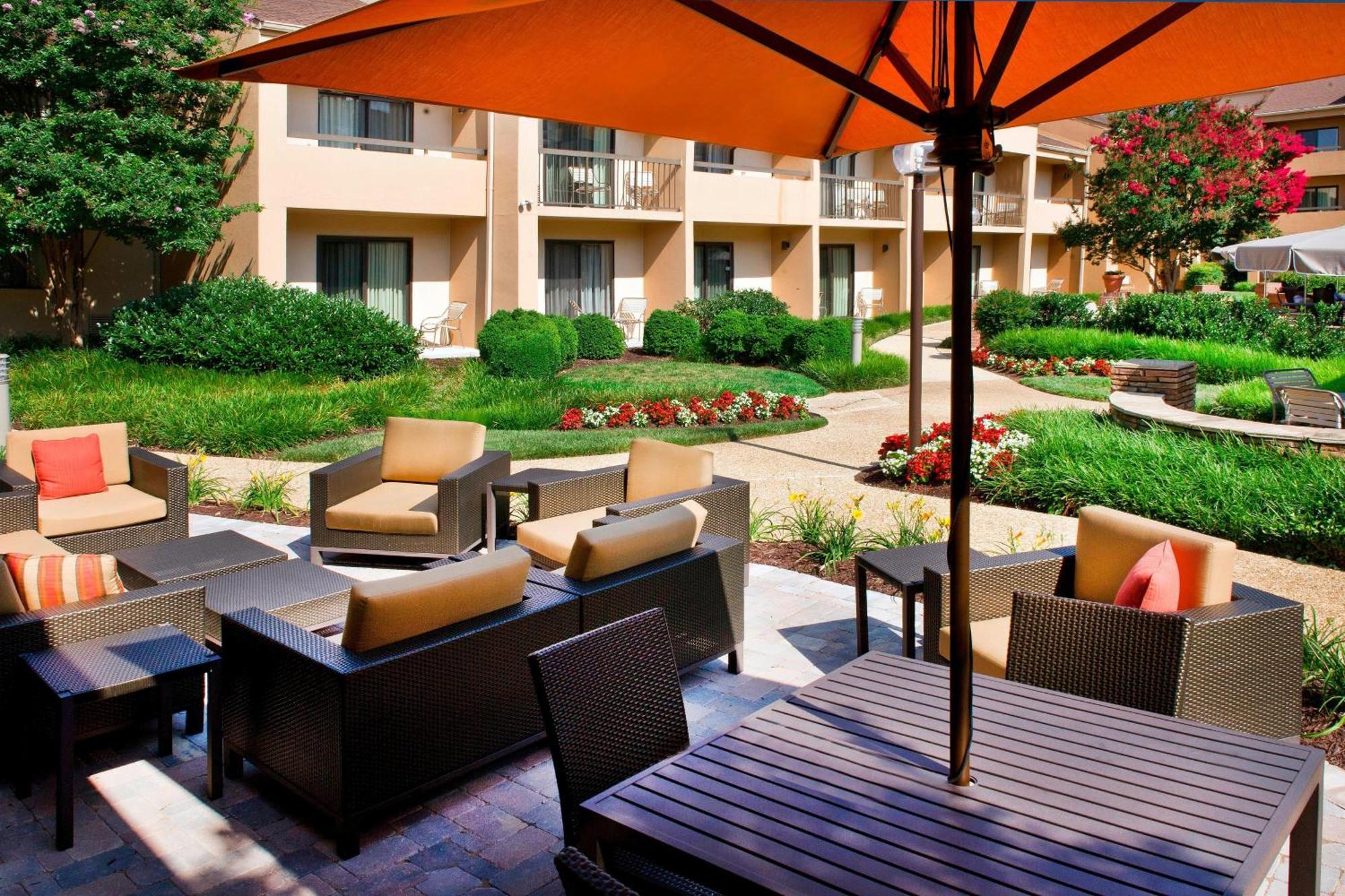 Courtyard By Marriott New Carrollton Landover Exteriör bild
