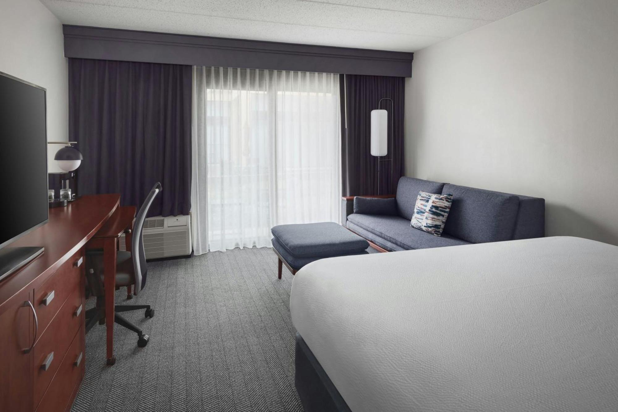 Courtyard By Marriott New Carrollton Landover Exteriör bild