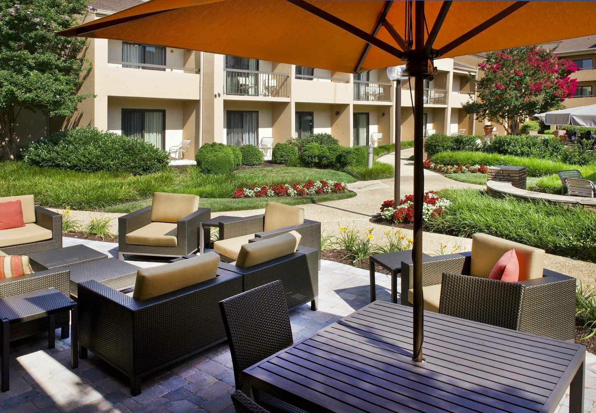 Courtyard By Marriott New Carrollton Landover Exteriör bild